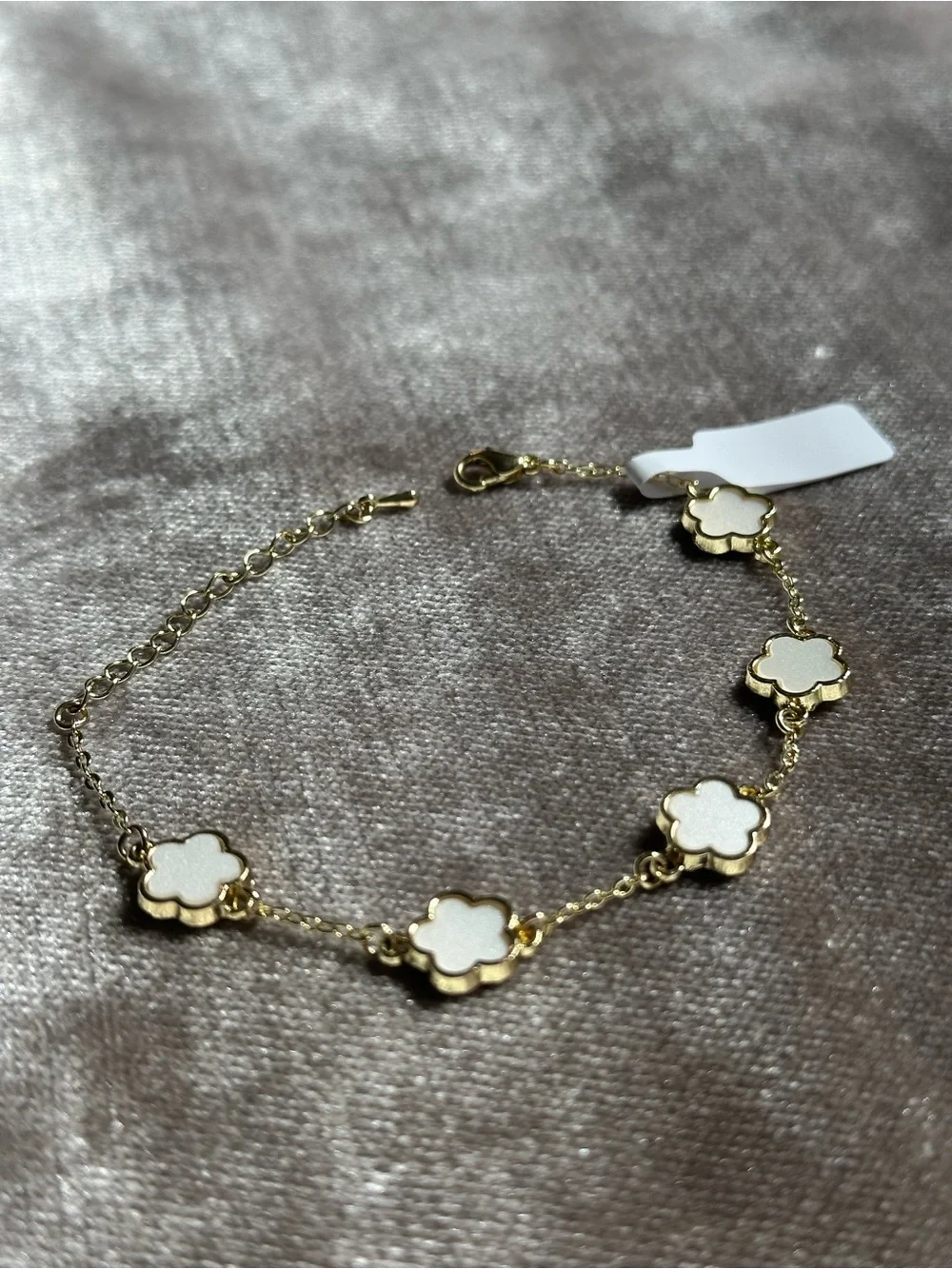 Elegant Gold and White Clover Link Bracelet - Picture 3 of 6